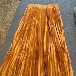 Midi gold skirt - never worn!